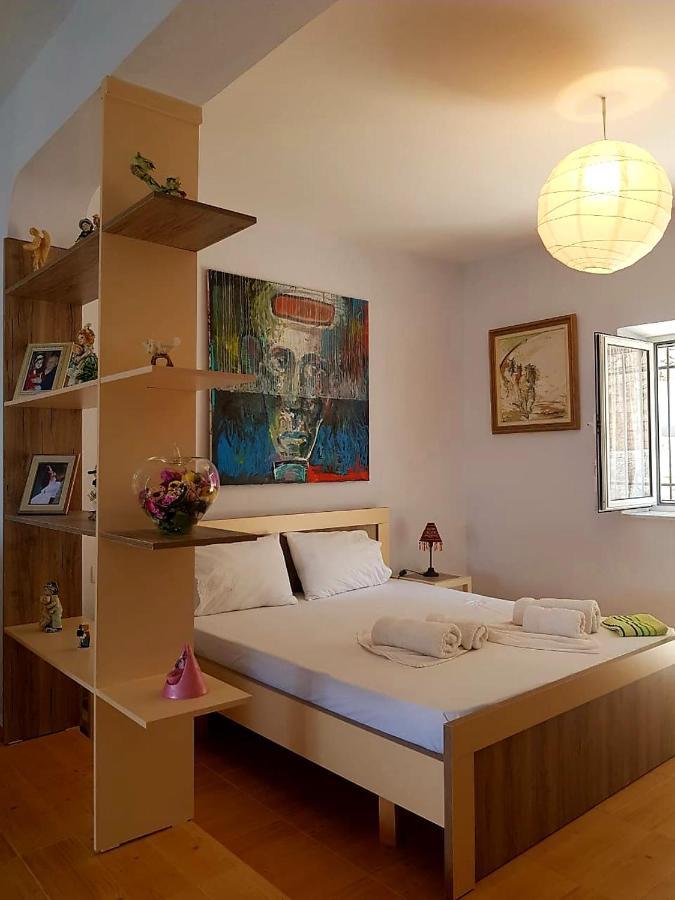 Aira Apartment Химара Экстерьер фото